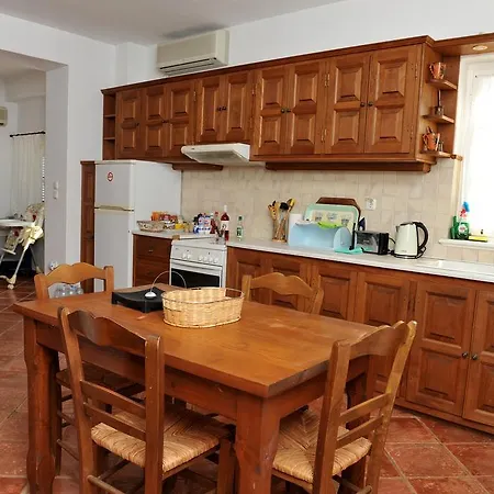 Hydra Erato Villa *