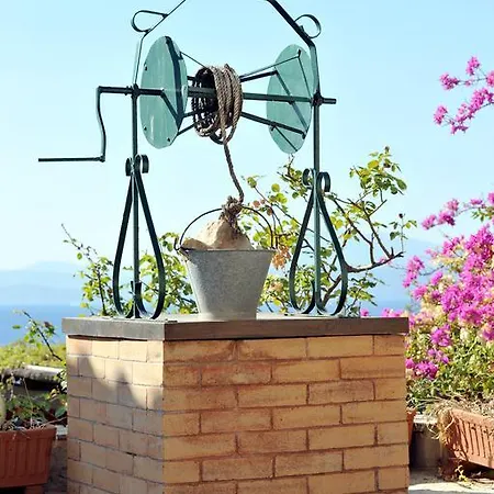 Hydra Erato Villa