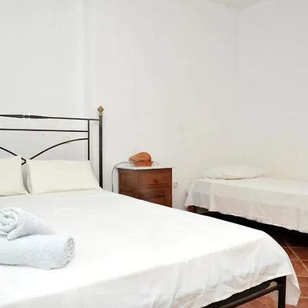 Hydra Erato Villa